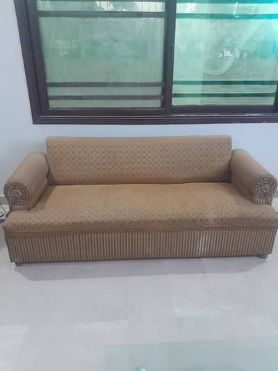7 Seater Sofa Set good condition (used)