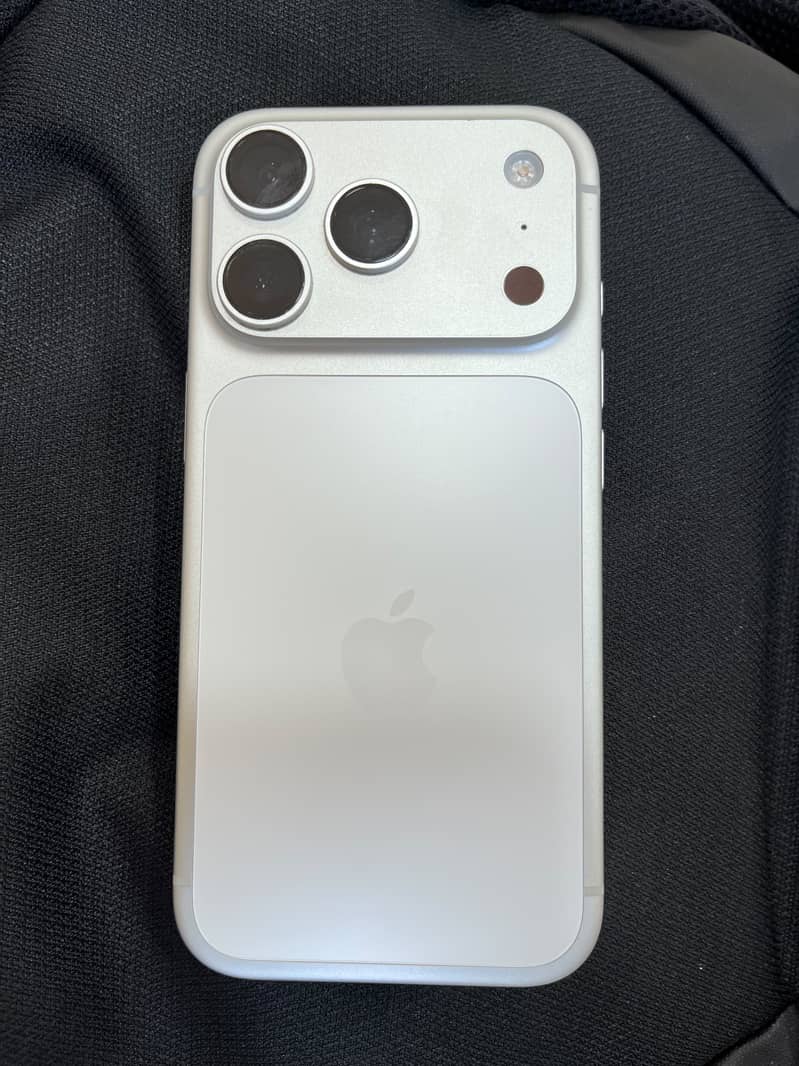 iPhone 17 Pro Jv 0