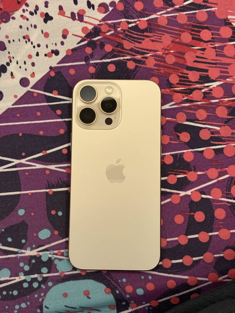 Apple iPhone 16 Pro Max 0