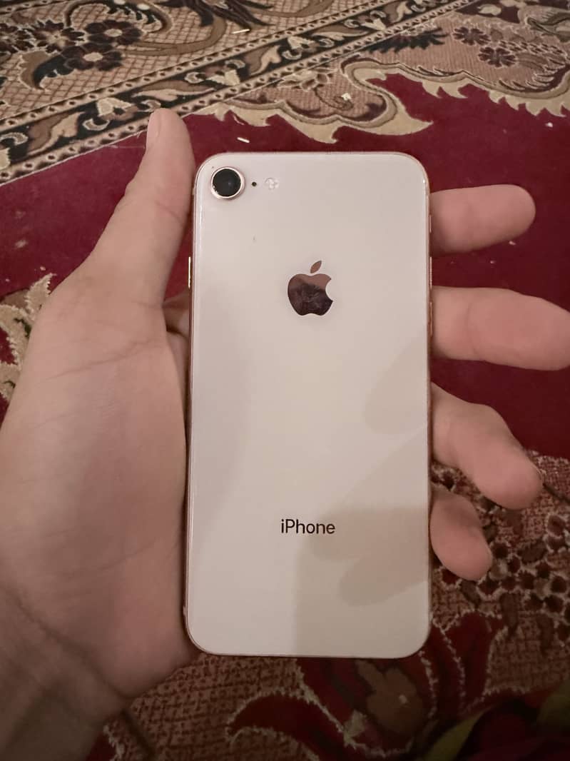 Apple iPhone 8 0