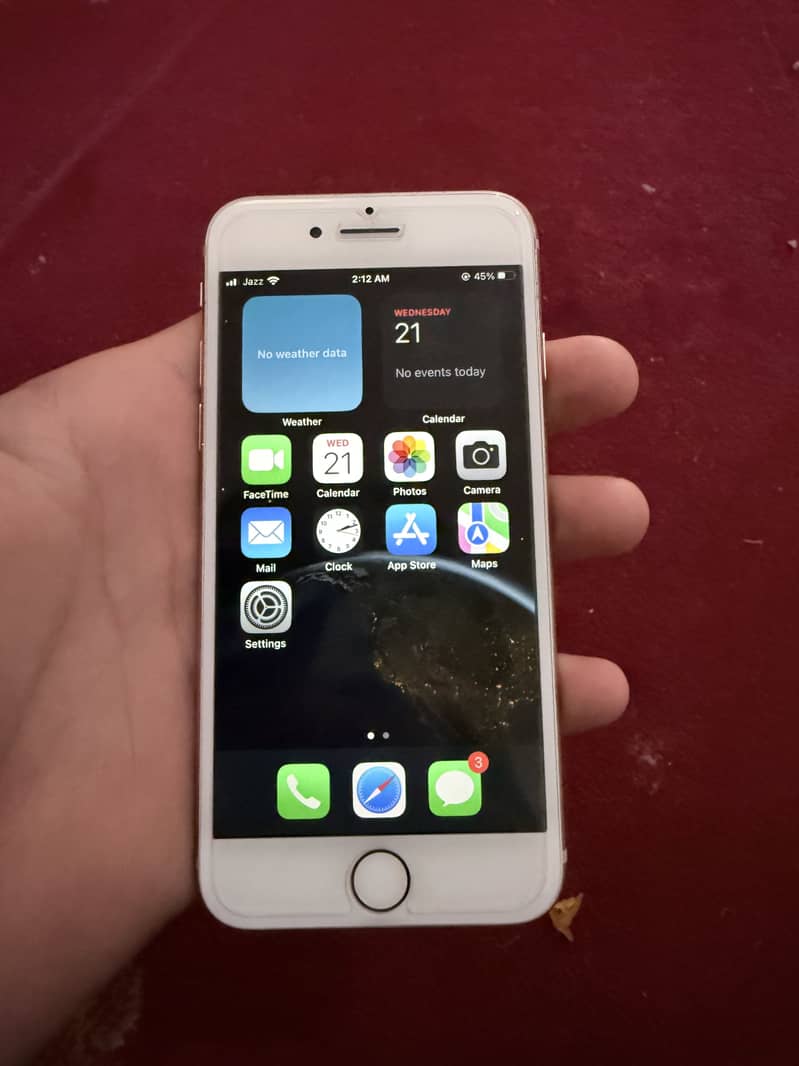 Apple iPhone 8 1