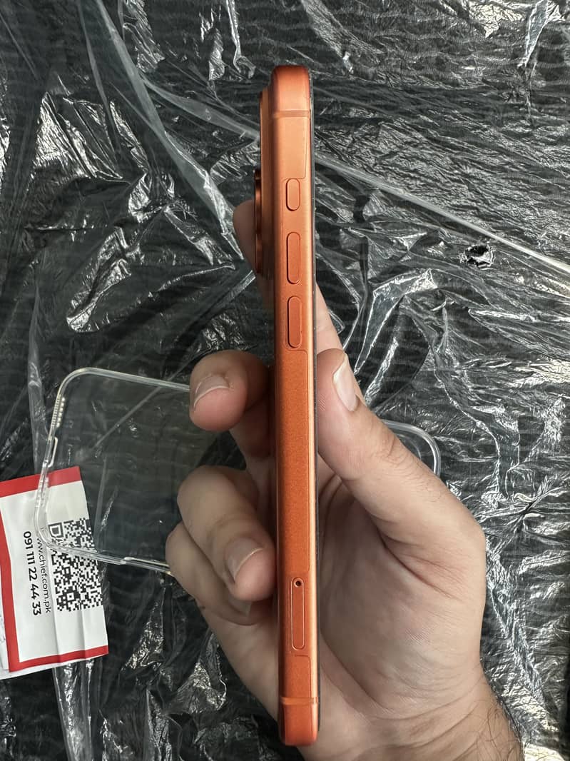 Apple iPhone 17 Pro Max 1