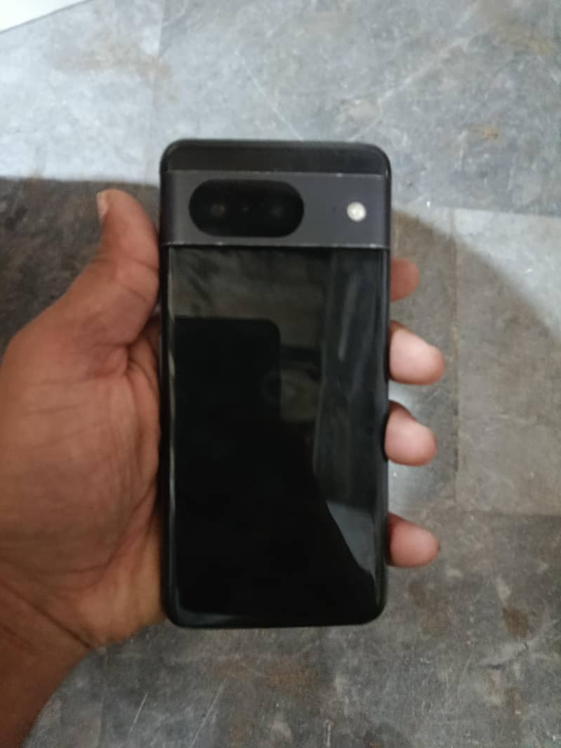 Google Pixel 8 1