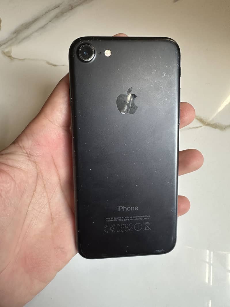 Apple iPhone 7 pta approved - Mobile Phones - 1120713746