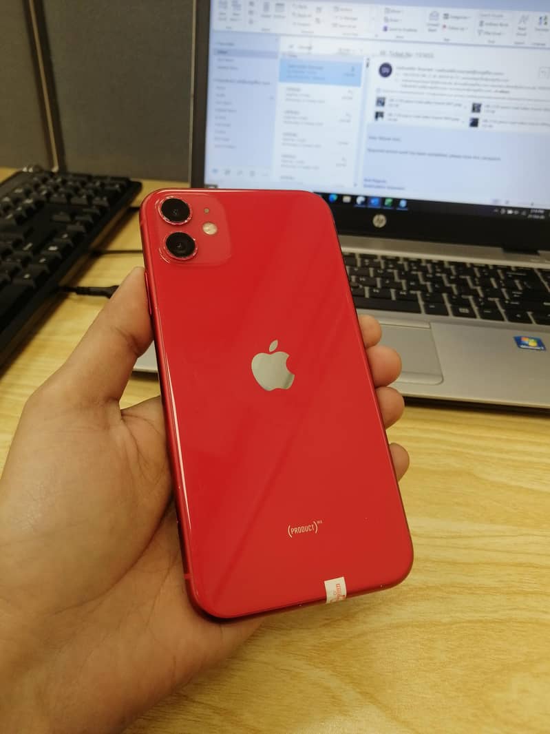 Apple iPhone 11 3
