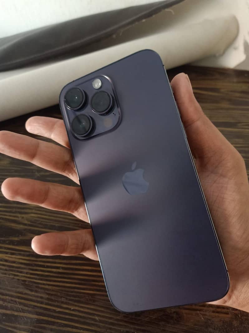 Apple iPhone 14 Pro Max 3