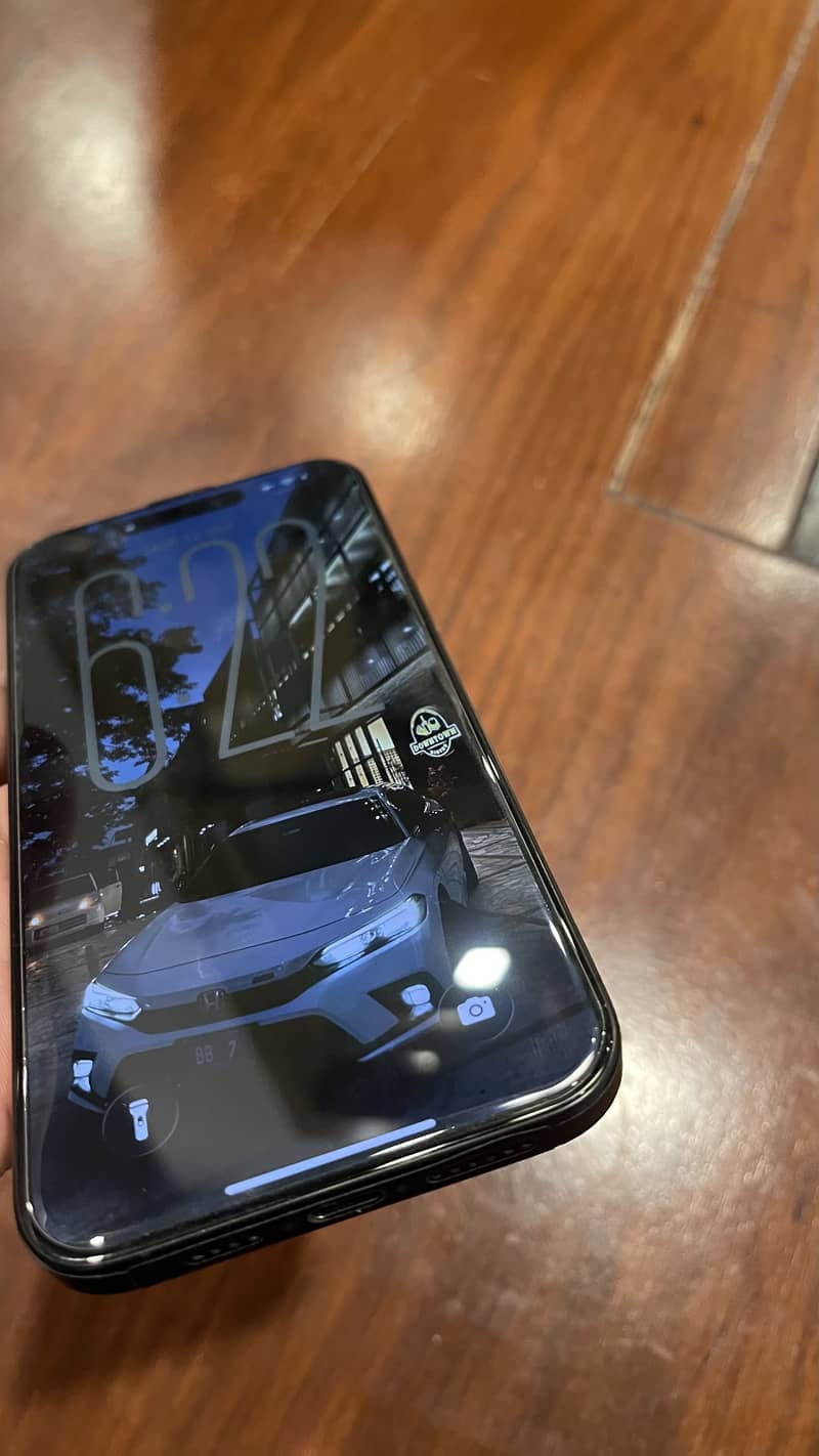 Apple iPhone 15 Pro Max 1