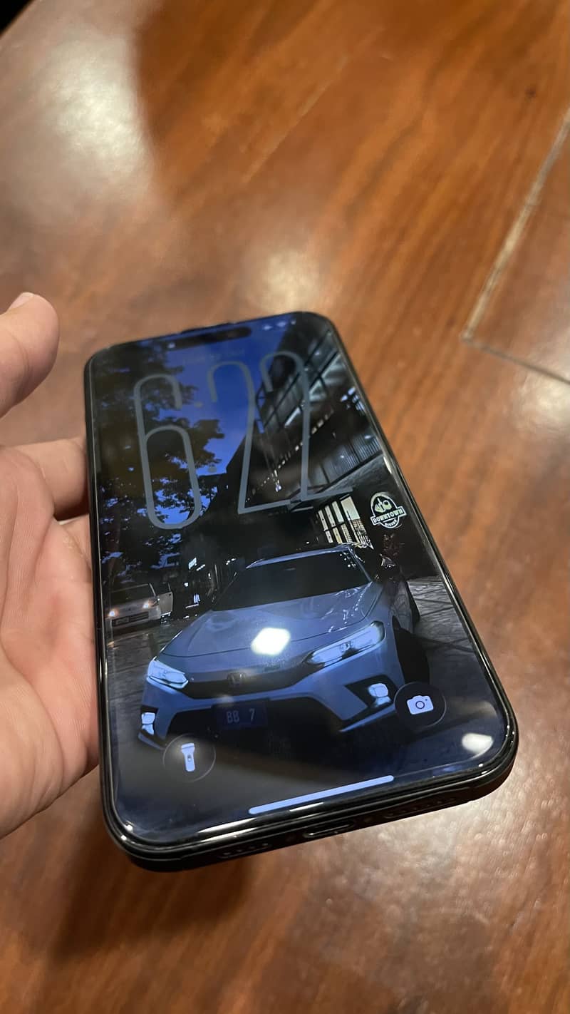 Apple iPhone 15 Pro Max 2