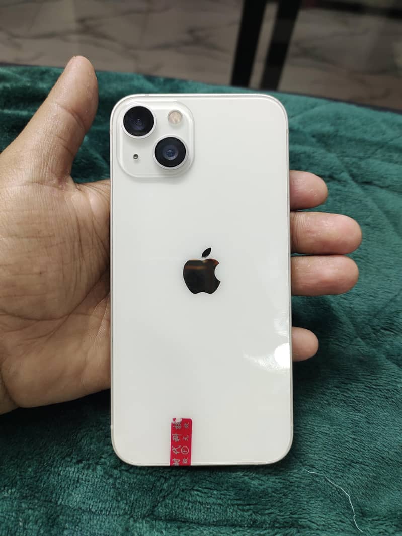 Apple iPhone 13 1