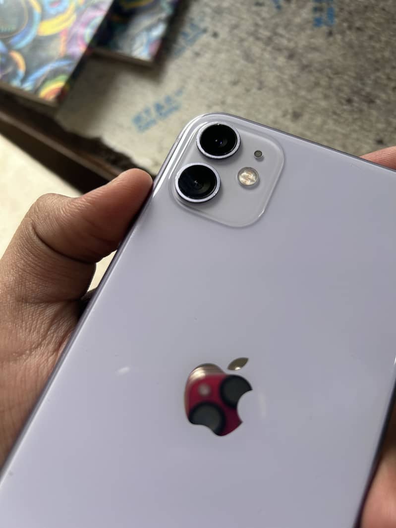 Apple iPhone 11 3