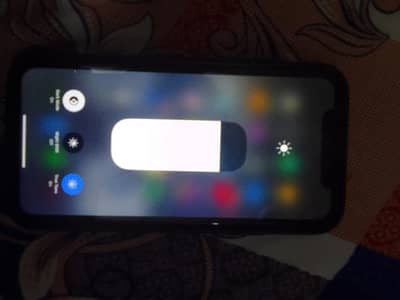Apple iPhone XR available