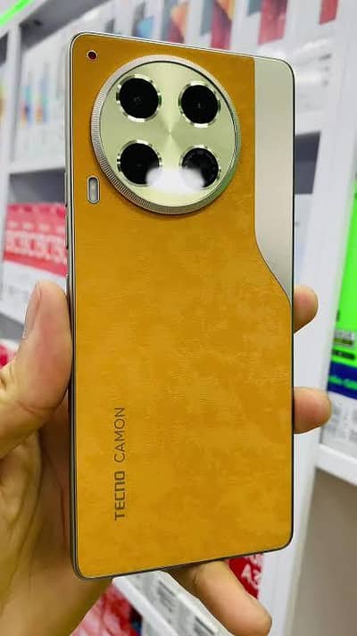 Tecno CAMON 30