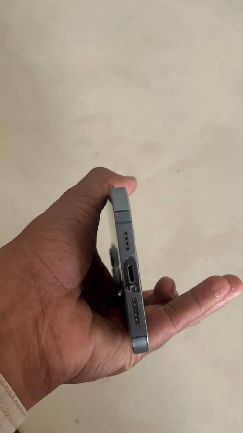 Apple iPhone 13 Pro Max 3