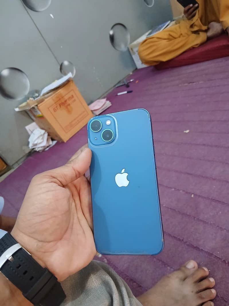 Apple iPhone 13 3
