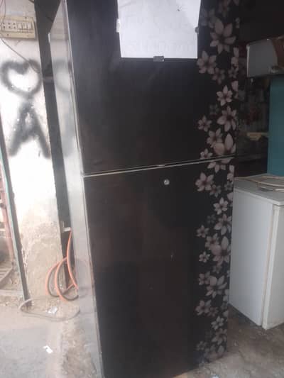 haier large size fridge good working codition