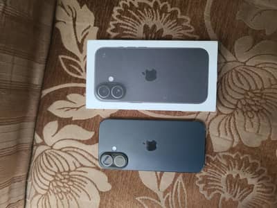 Apple iPhone 16