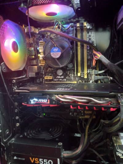 Gaming PC i7 4th 3gb gpu. (0348 orf 210 urf 4310