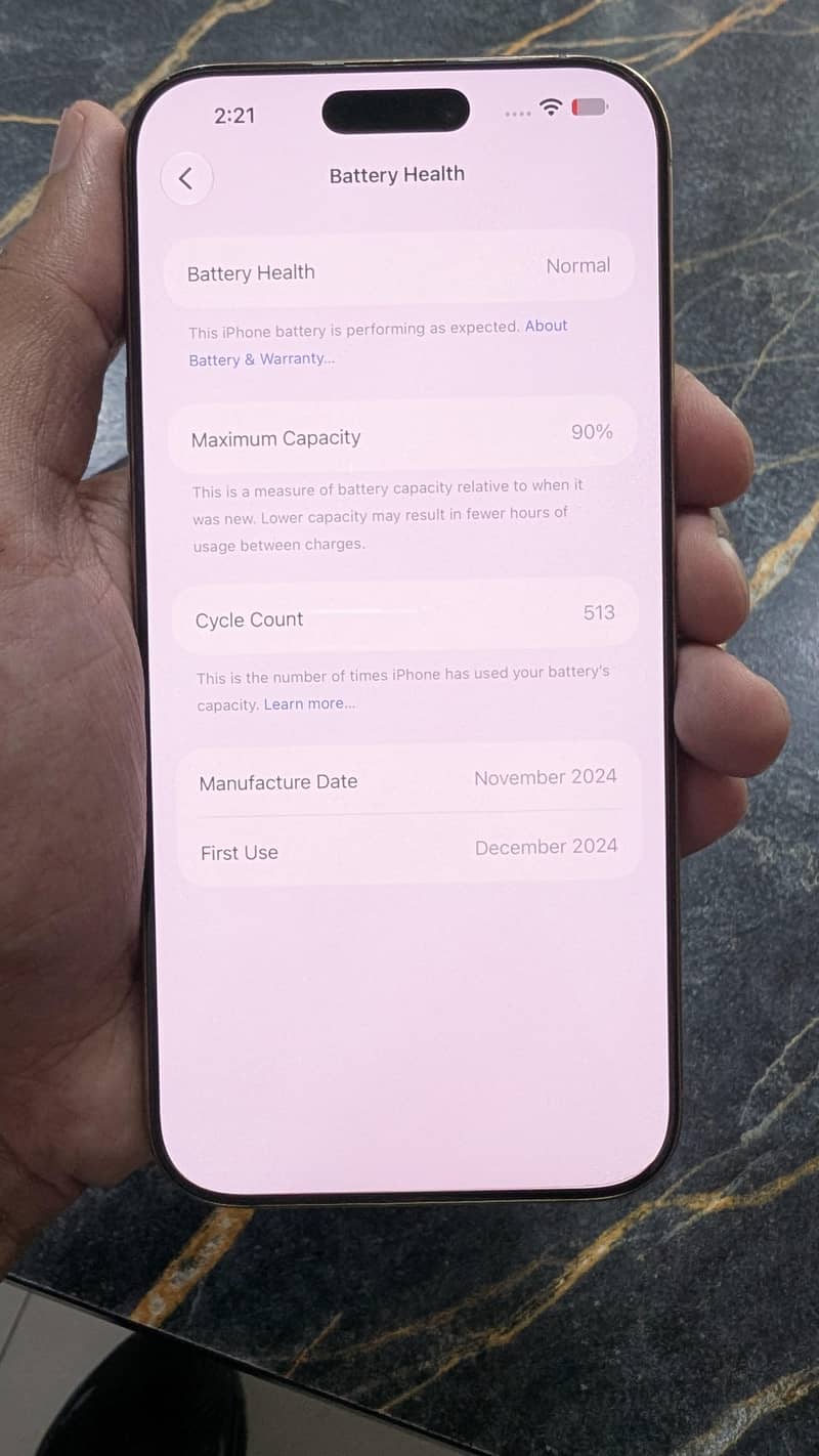 Apple iPhone 16 Pro Max 4