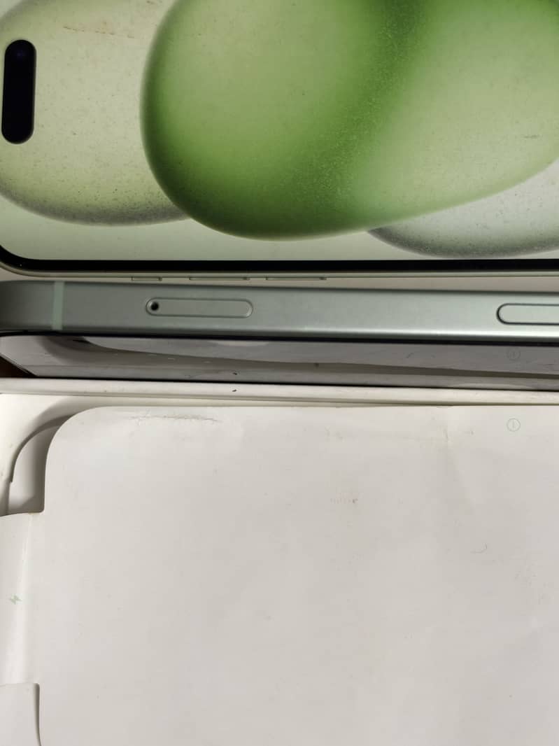 Apple iPhone 15 1