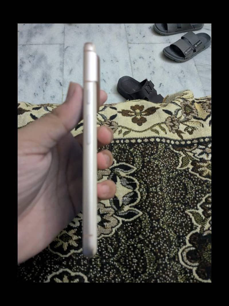 Google Pixel 8 2