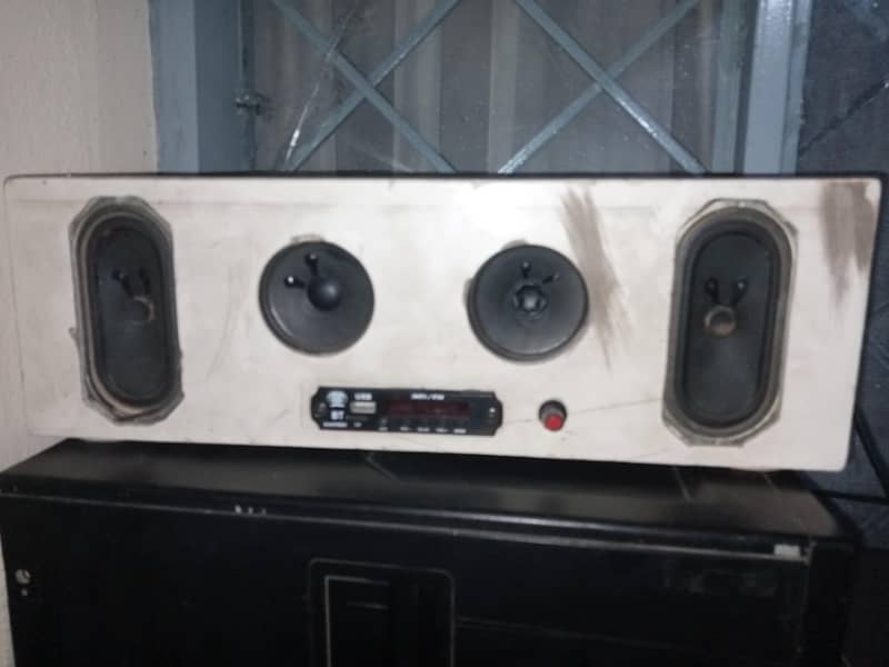 Uni. pec Speaker 1