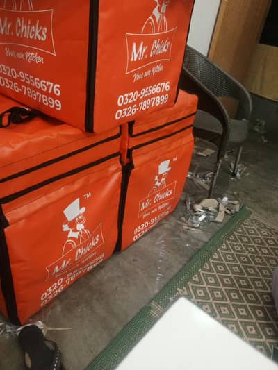food delivery bag box / Pizza Delivery bag hot & cold sale in Pakistan