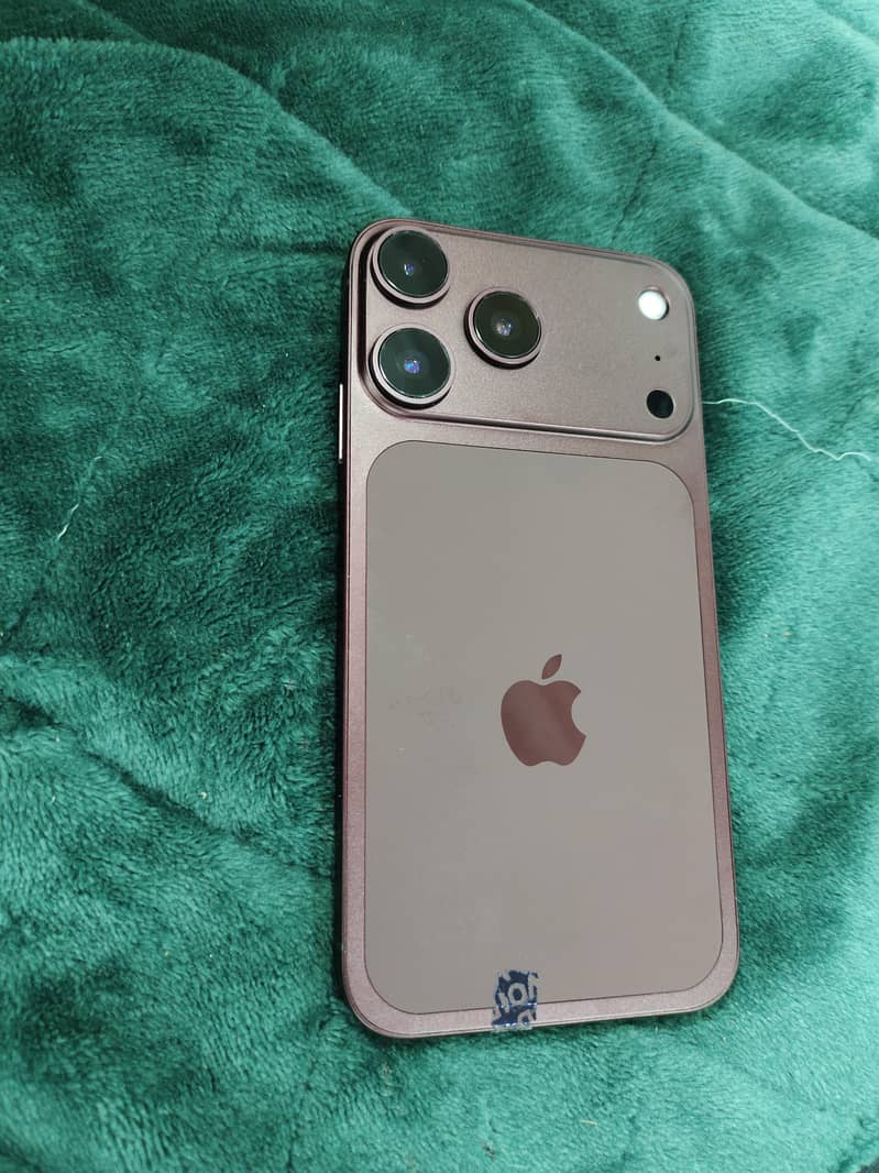 Apple iPhone 18 Pro Max 1