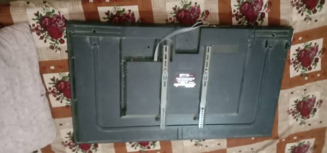 TCL cable led 42inch sale