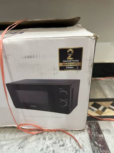 Hair Microwave oven HMW-20MPB