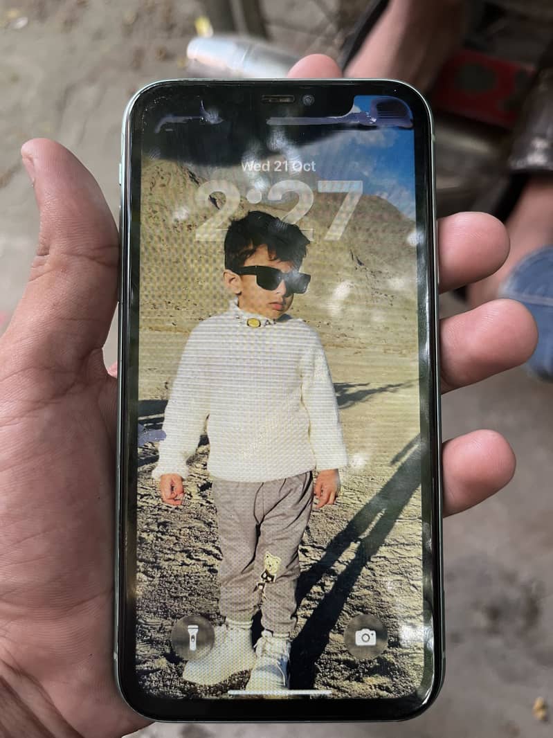 Apple iPhone 11 3