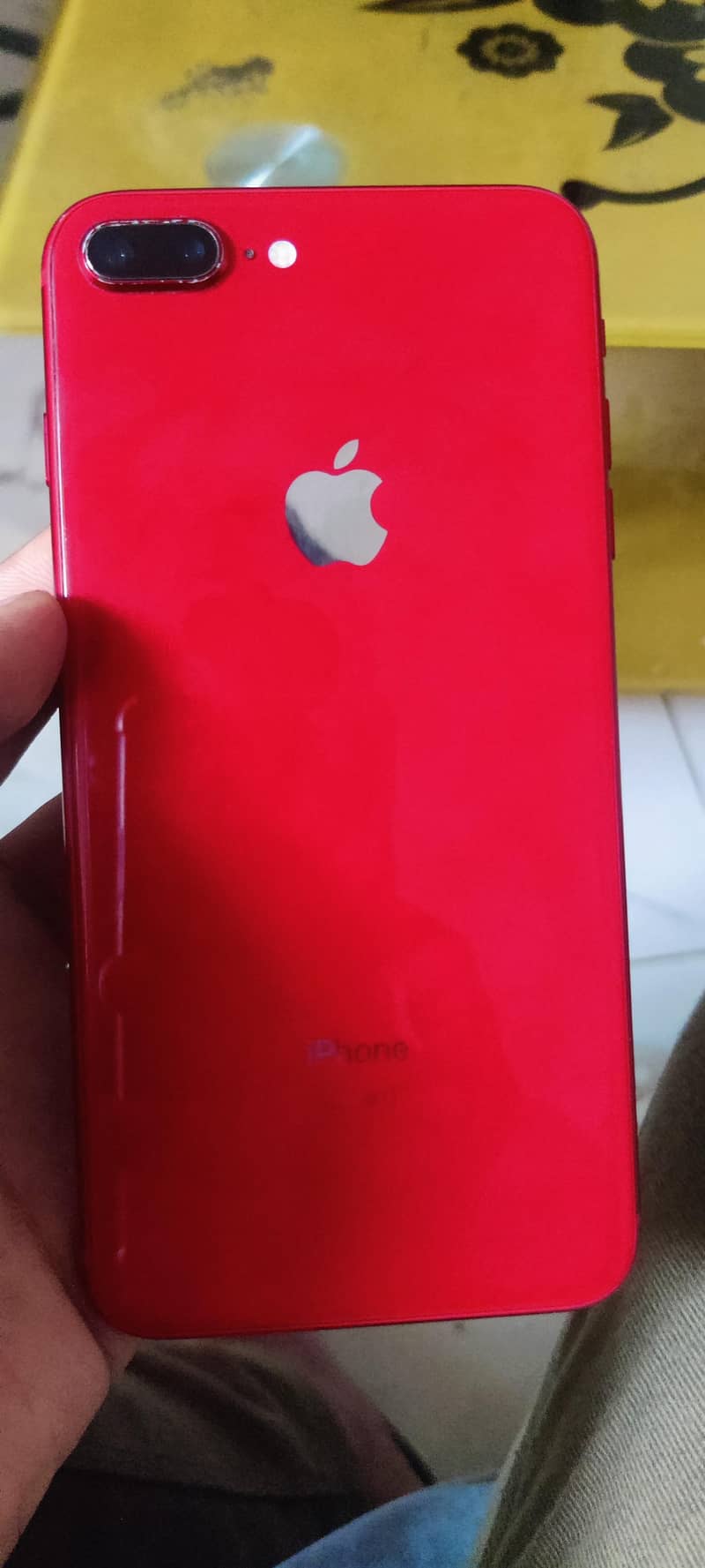 iPhone 8 Plus 1