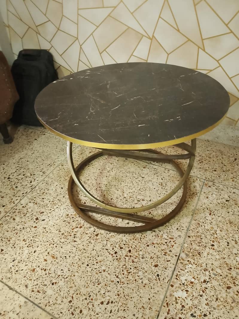 center table 0