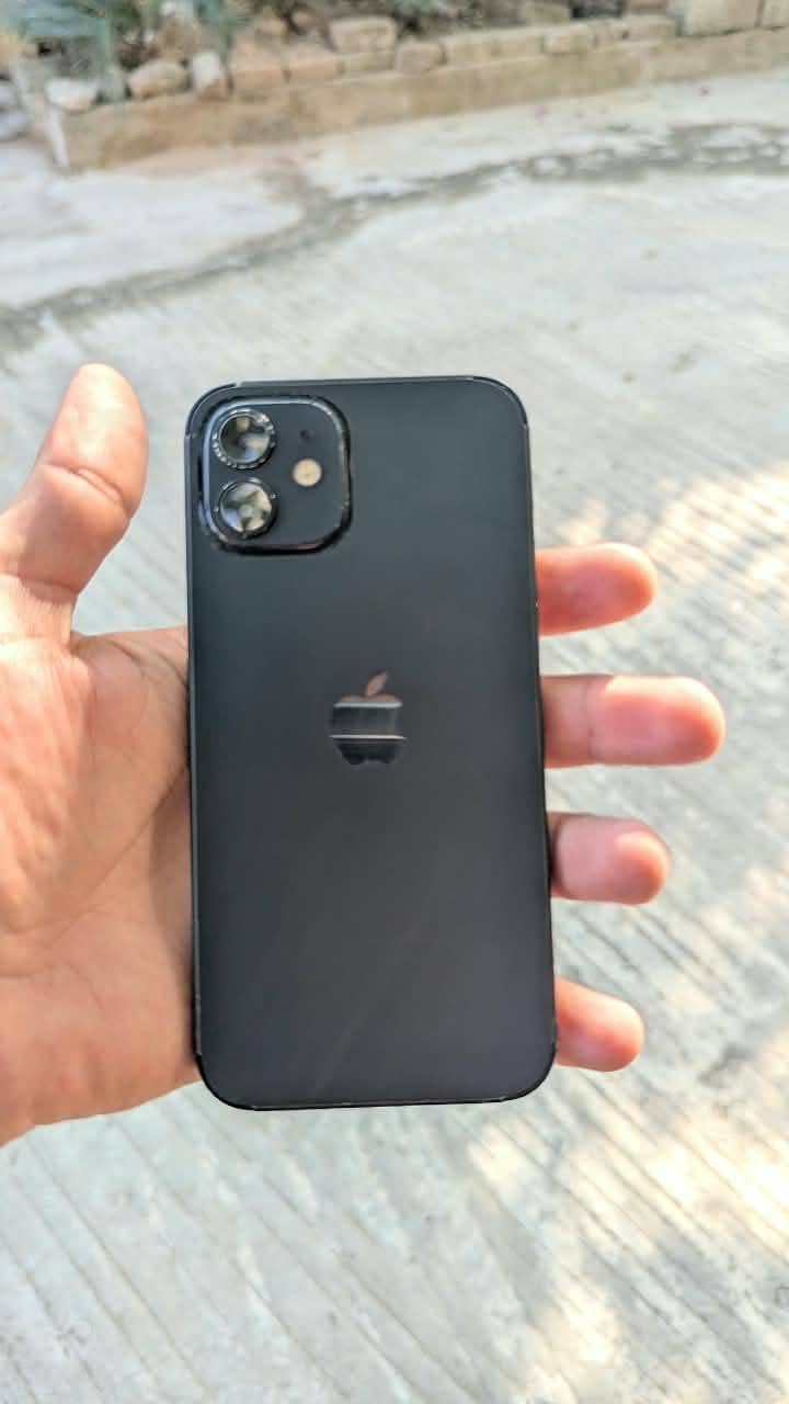 Apple iPhone 12 0
