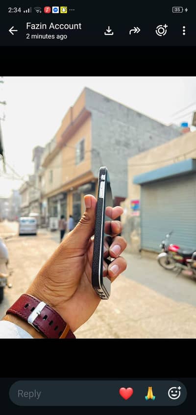 I phone 11 convodin 17 pro max  64 jb ha battery 60 lall okay ha
