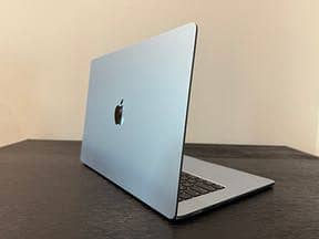 MacBook Air pro M4 24gb Sky blue