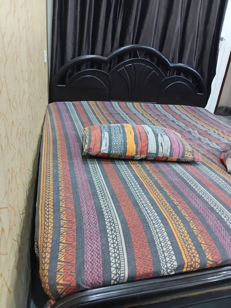 LUXURY BED 7