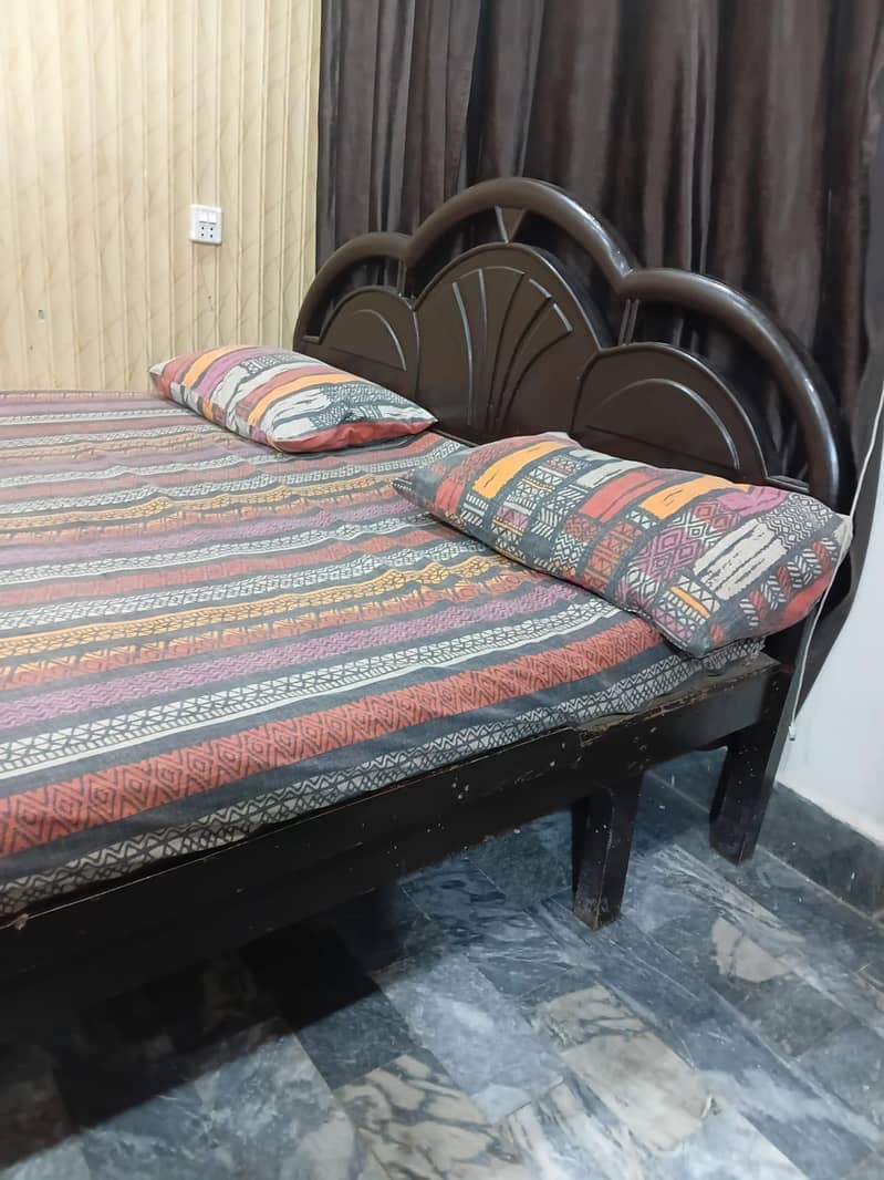 LUXURY BED 11