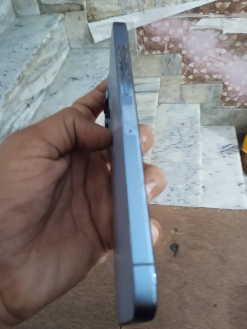 Apple iPhone 13 Pro Max 1