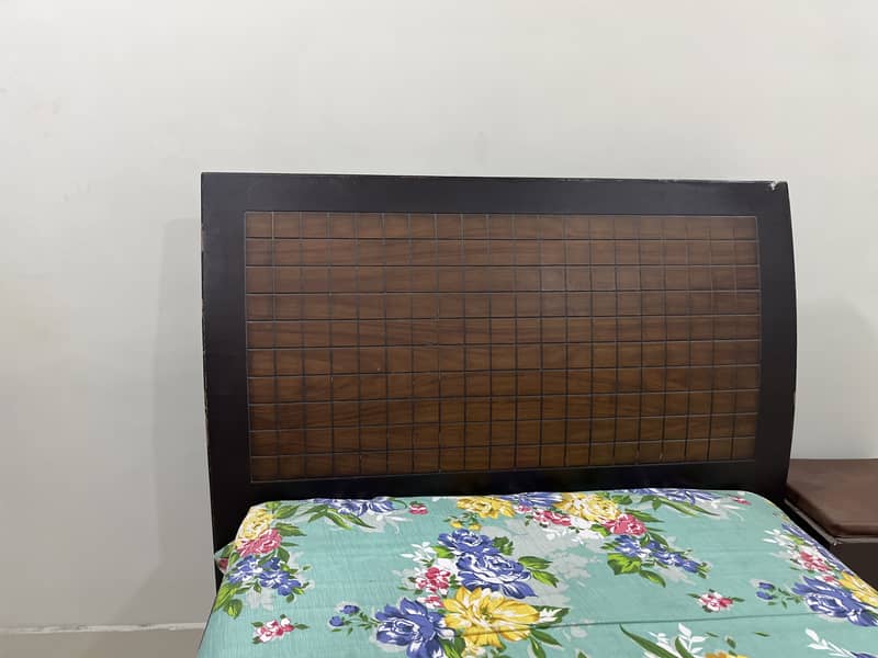 Standard size single bed 0