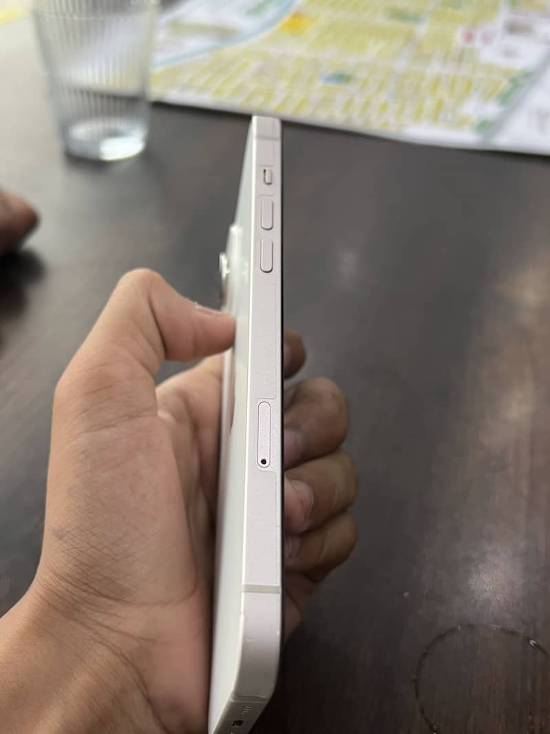 Apple iPhone 14 plus 1