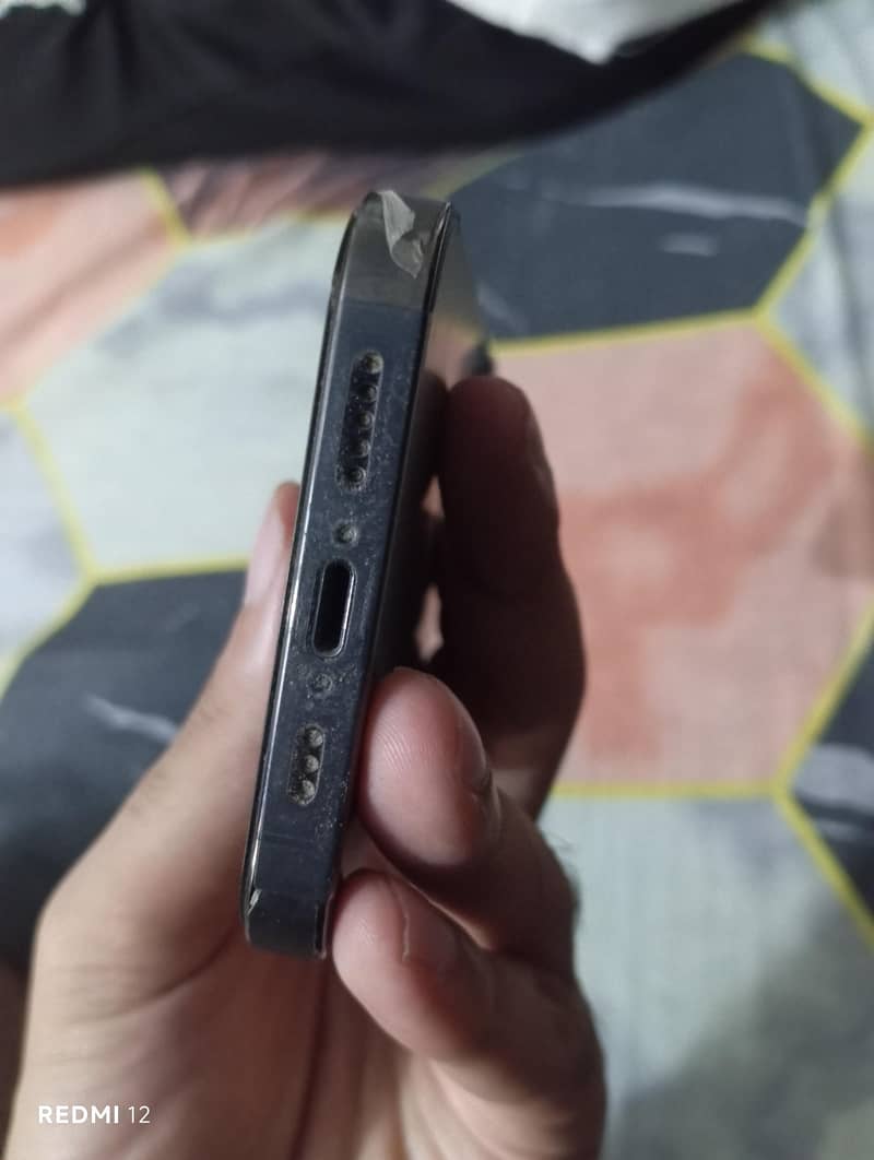 Apple iPhone 13 Pro 3