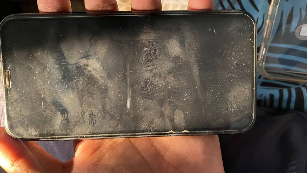 Apple iPhone 11 Pro 1