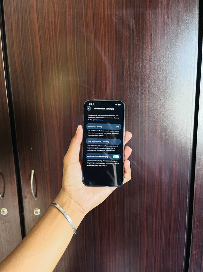 Apple iPhone 13 7