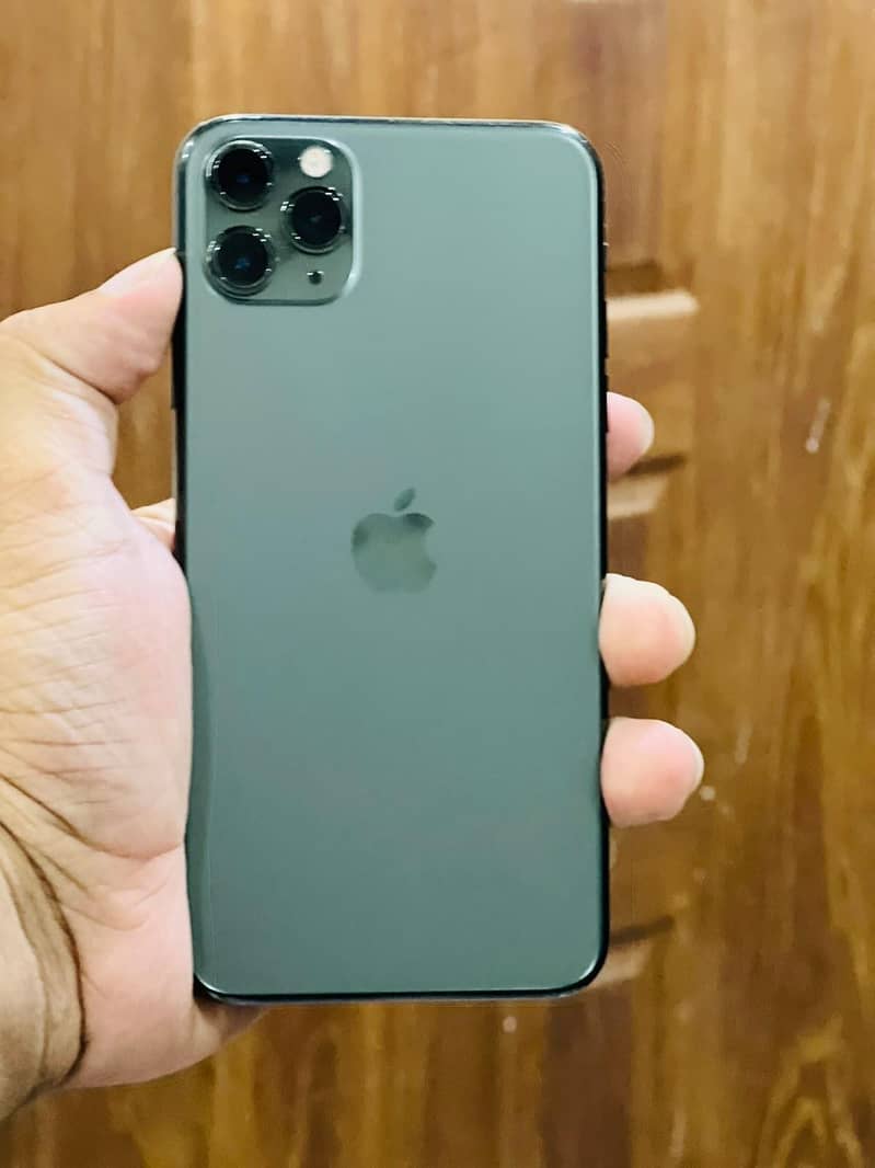 Apple iPhone 11 Pro Max 2