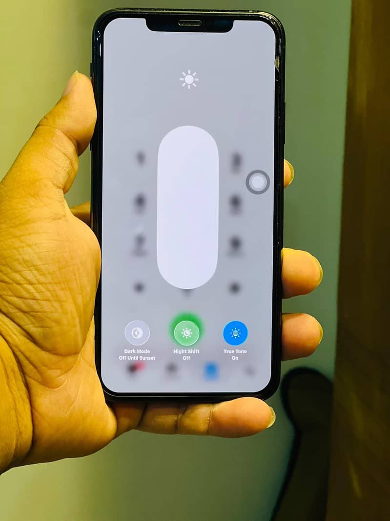 Apple iPhone 11 Pro Max 10