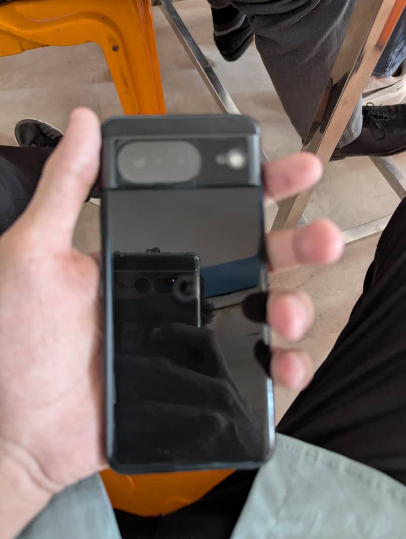 Google Pixel 8 5