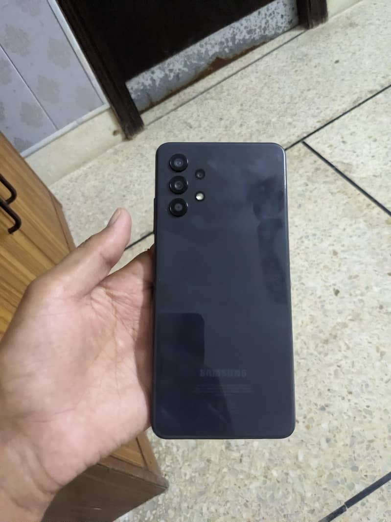 Samsung Mobile A32 0