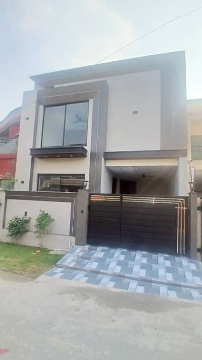 5 Marla House For Sale Ideal Location All Facilities Available