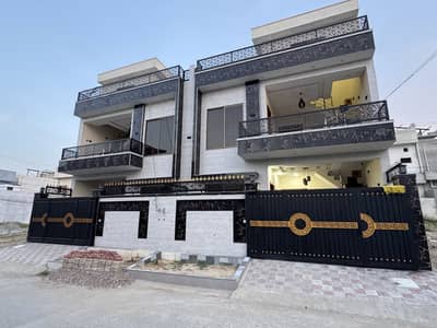 Luxury Owner-Built Full Double-Story House for Sale | Premium Block | Near Arcade Mall & Main Market | Fully Developed Area | All Facilities | Investor Price | Urgent Sale