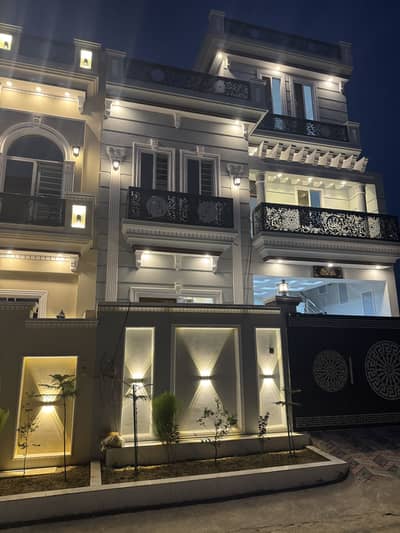 Luxury Owner-Built Full Double-Story House for Sale | Premium Block | Near Arcade Mall & Main Market | Fully Developed Area | All Facilities | Investor Price | Urgent Sale
